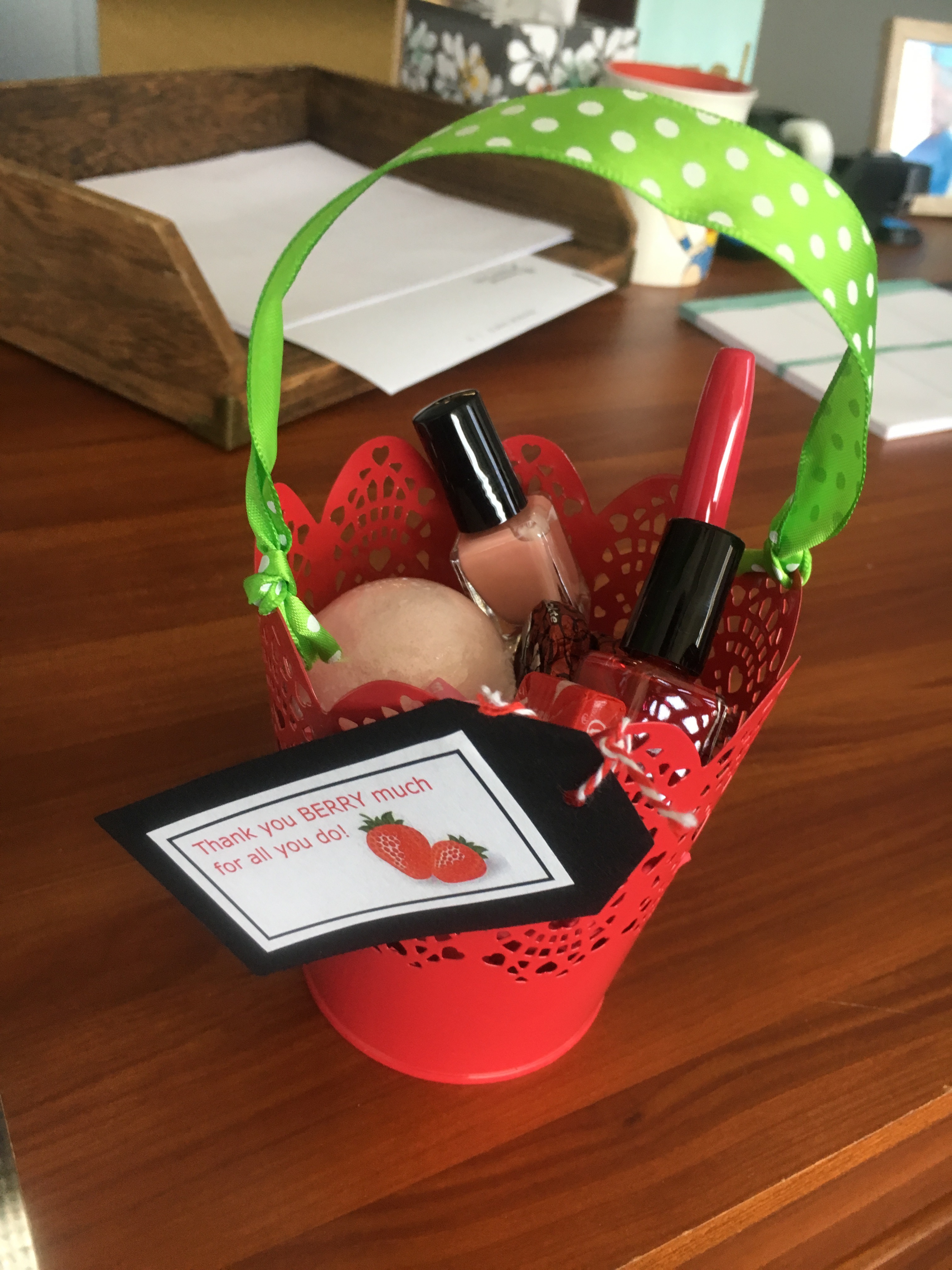 Easy Appreciation Gift Basket! missbutterbean